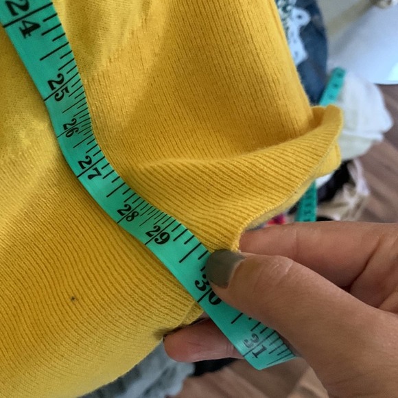 Anthropologie Wool Buttoned Front Off‎ shoulder Sweater. Size Small - Picture 9 of 9